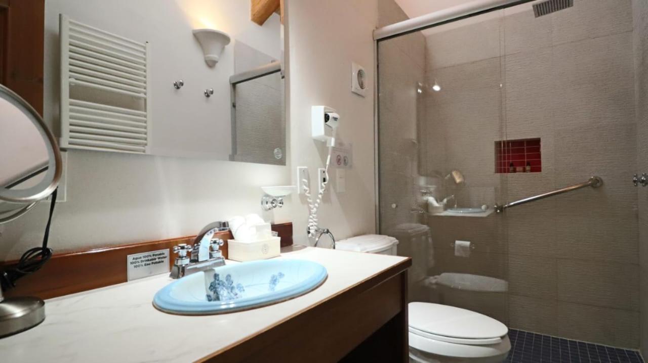 Hotel Casa De Familia De San Cristobal 5*